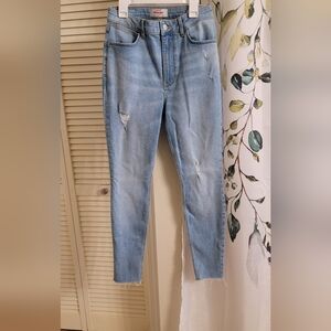 Wrangler Women's High Rise Unforgettable Skinny Jeans